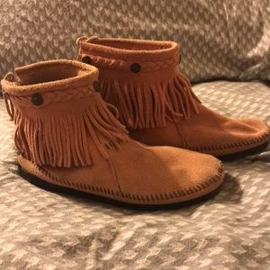 Vintage Minnetonka boots sz7